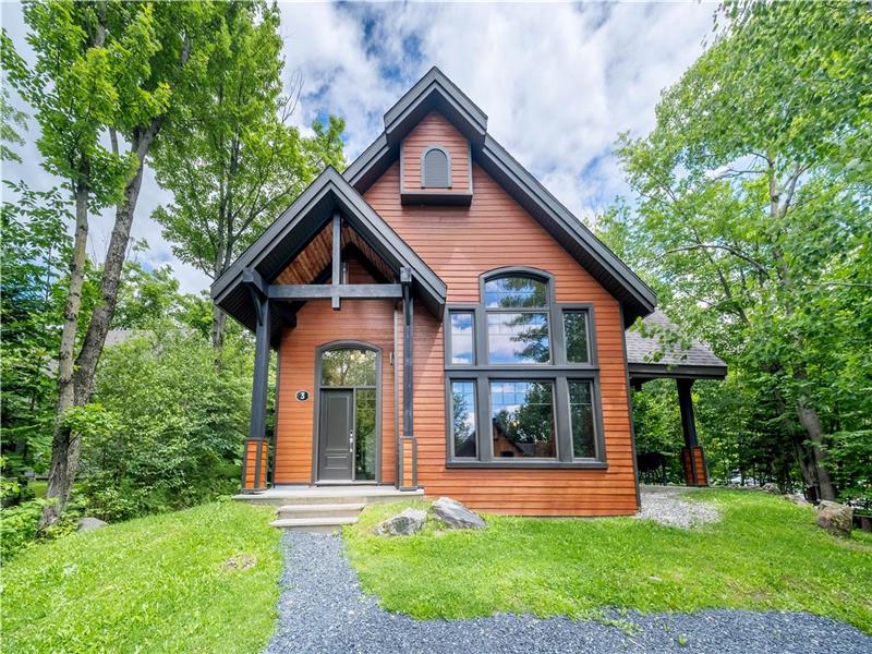 Spa & Pool table | Ivy Cottage