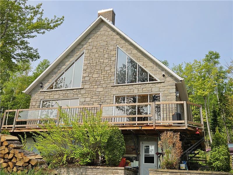 Résidence secondaire de rêve | Vue rivière, forêt, sans voisins et habitable à l'année