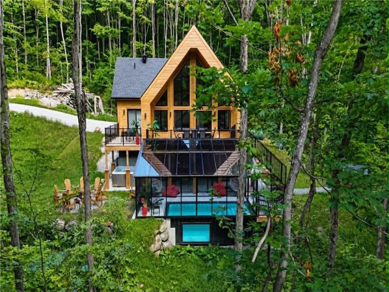 Havre des Cimes - Piscine 4 saisons, Spa & Sauna niché en Forêt!