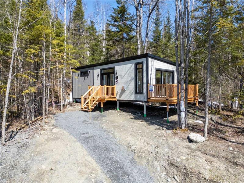 Hôtel à la maison - La Cachette, golf et ski!