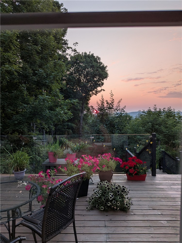 La Maison Jaune – Accès rapide ville & nature, SPA, tout près de Saint-Sauveur
