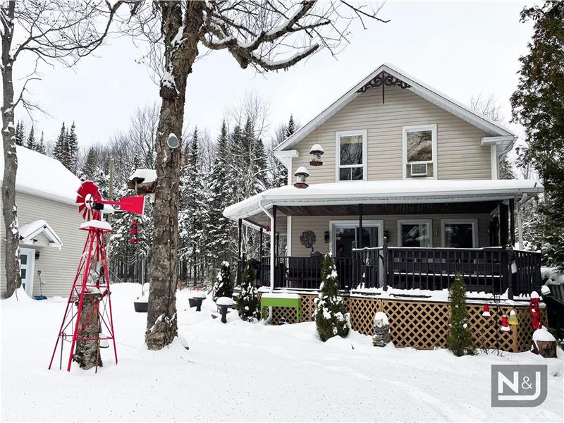 N&J Chalet - Le Reflet Saint-François