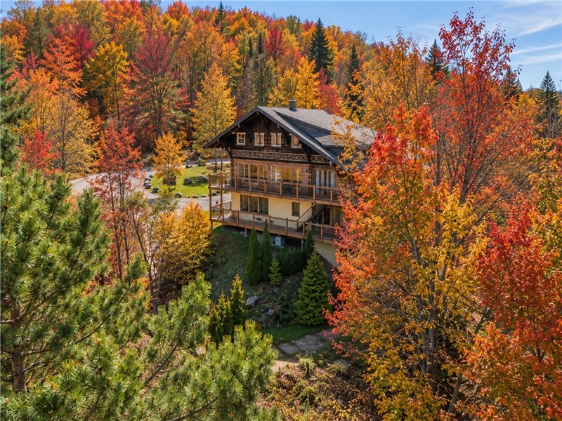 Lakefront Swiss Chalet: Your Private Alpine Retreat + Spa
