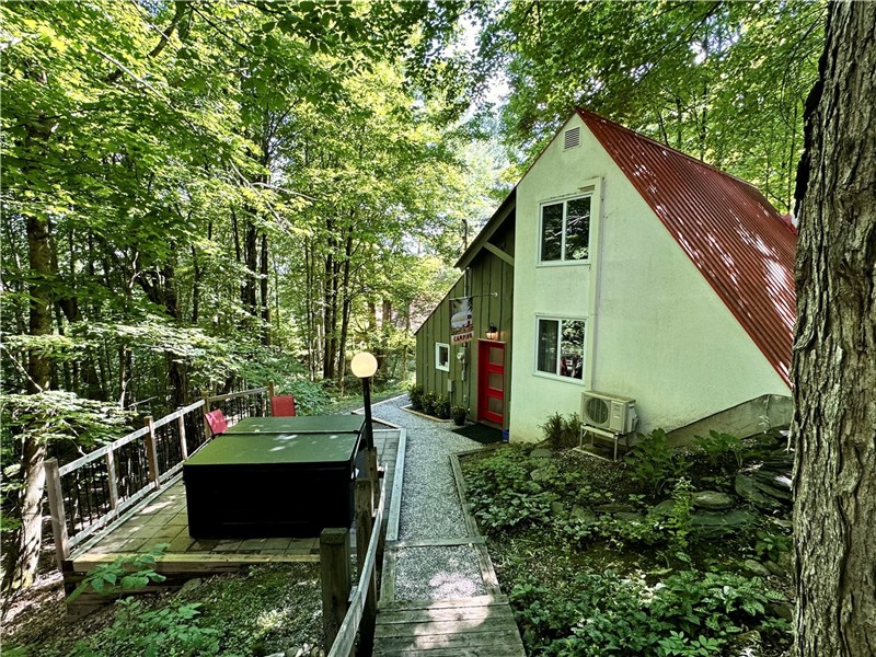 Le 144 - Chalets Chéribourg - SPA - Parc du Mont Orford