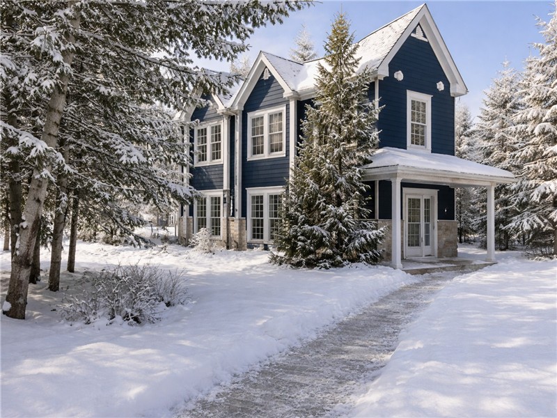 * PASSION CHALETS * | LE ZODIAQUE | LAKE ACCESS - SKI VAL ST-CÔME - FIREPLACE - FULLY EQUIPPED CONDO