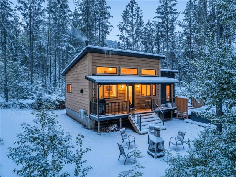 Spa, Sauna & Rivière | Le P'tit Cool Des Bois