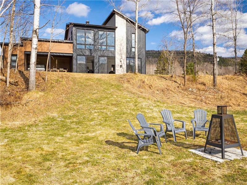 * PASSION CHALETS * | LE PANORAMIQUE | SPA - RIVERFRONT - DOCK - WATERCRAFTS - BBQ - FIREPLACES