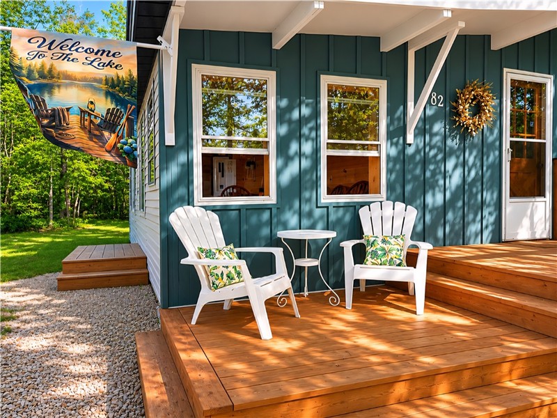 Beach House cottage/ outaouais river