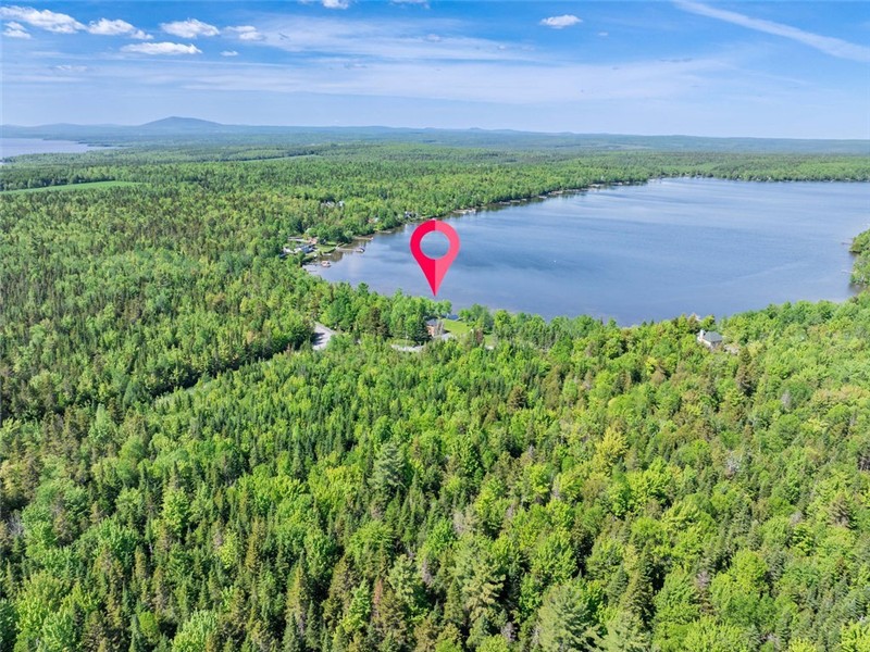 Private Spa & Direct Lake Access | Le Maka