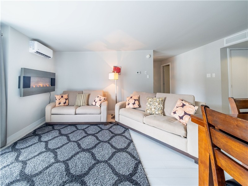 Condo moderne avec Piscine | Le Rendez-Vous