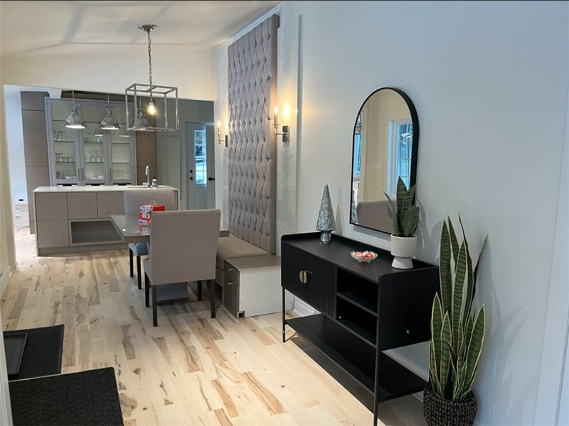 Cottage to rent for the season in St-Sauveur