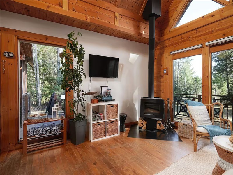 * PASSION CHALETS * | CHALET YOHO | SPA - ACCÈS LAC - QUAI - EMBARCATIONS  - FOYERS - BBQ - BILLARD