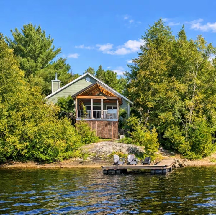 La Baie la Vida, Waterfront, Spa & Fireplace