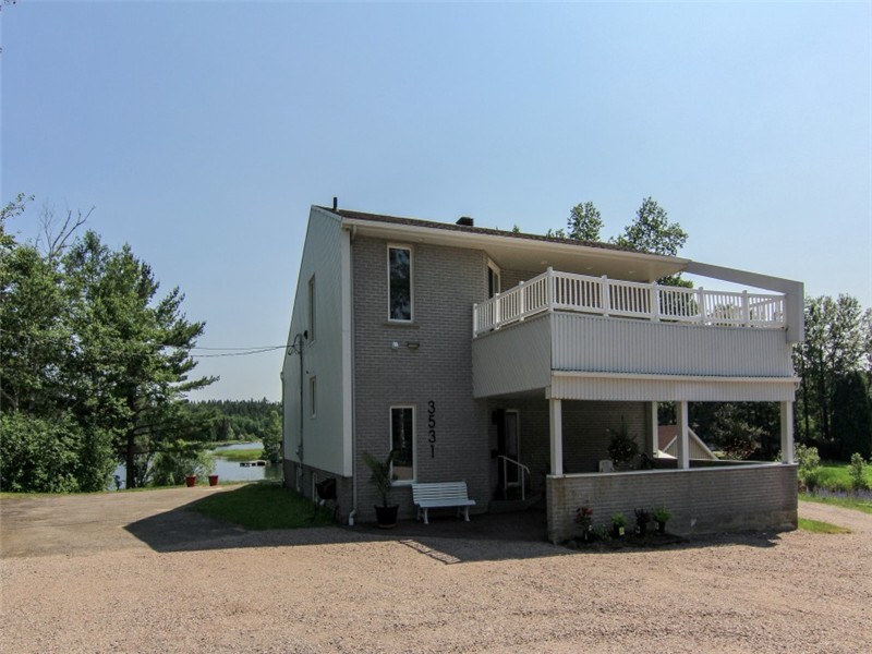 La Maison du Lac | Private dock & lake view
