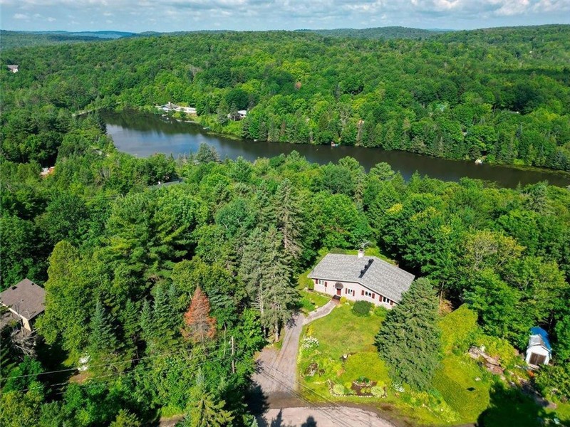 CHALET LAURENTIDES - expérience de vie exclusive au cœur de la nature