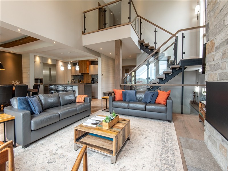 Havre Des Légendes 102 | Ski-in/Ski-out Walk | Hot Tub, Lake & Mountain View | 3230 sq.ft