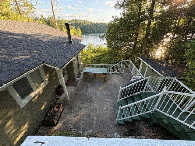chalet a vendre bord de l'eau Ste-Beatrix