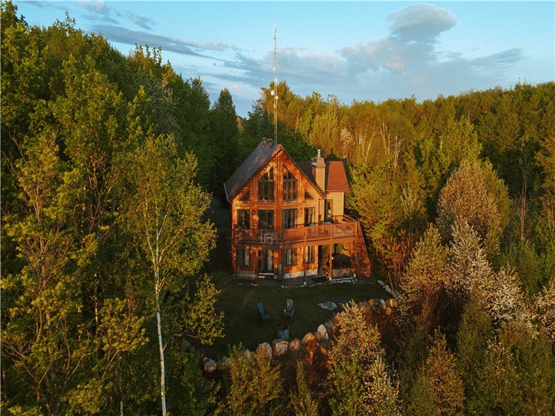 Vue-Lac-Sauna-Spa-Intime