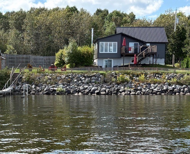 Chalet au Soleil levant du Témis