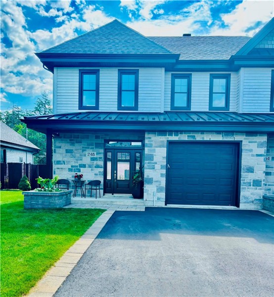 Bromont luxury townhouse