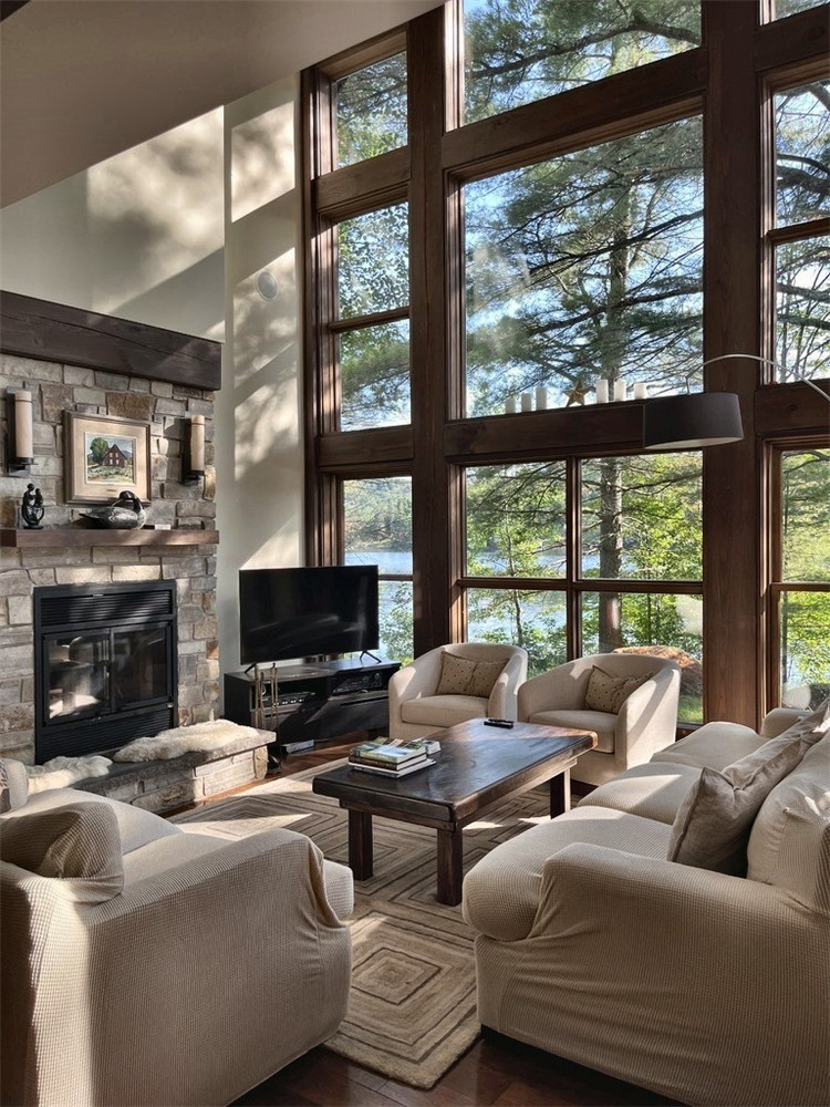 Luxury Lakefront Retreat | Lac Mercier | Walk to Old Village