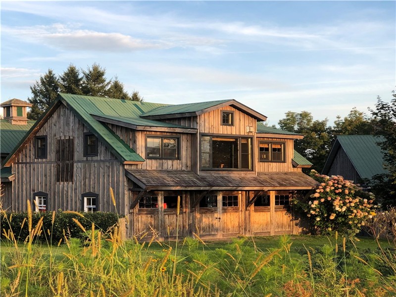 Unique country loft on a 200 acre estate overlooking Lake Memphrémagog and Jay Peak mountain.
