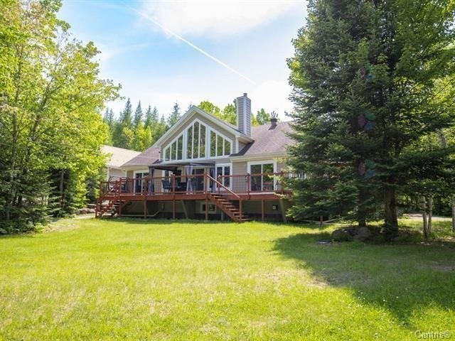 Refuge du Lac Blanc - chalet au bord de l'eau