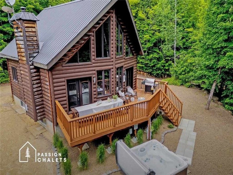 * PASSION CHALETS * | LE GRAND CÈDRE | SPA - GAME TABLES - LOG CABIN