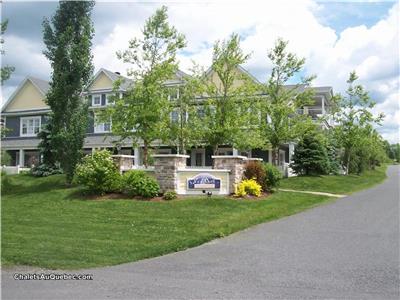 CHEZ TASSMO - LES VERSANTS DE BROMONT