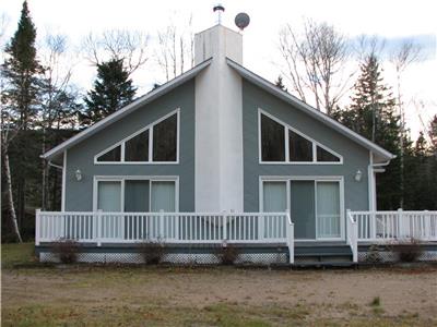 Superbe maison au bord de l'eau #CITQ:284756