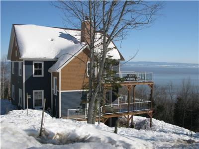 Chalet Ski Nature face au fleuve