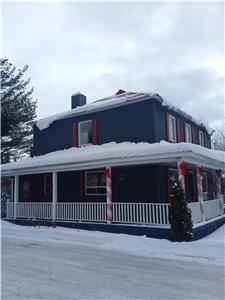 25 1RE AVENUE - LE RUSTIK