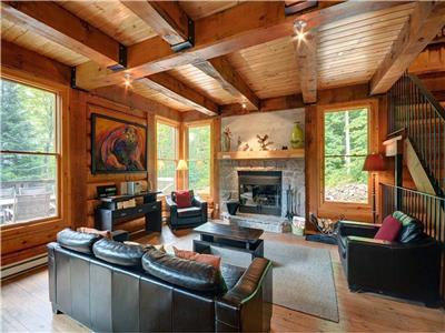 Wood log Cottage ''La Canadienne Tremblant''