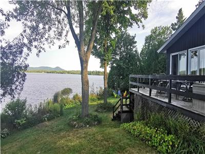 Chalet | Bord de Lac | Cantons de l'Est | Estrie | Ski Bromont - Orford - Sutton