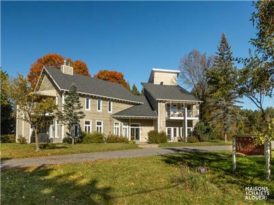 Au Domaine William Wentworth