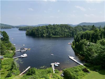 Nouveau Luxueux chalet LAC ST JOSEPH-SPA-Jeux Billard-Arcade-Ping Pong-SAUNA-PLAGE