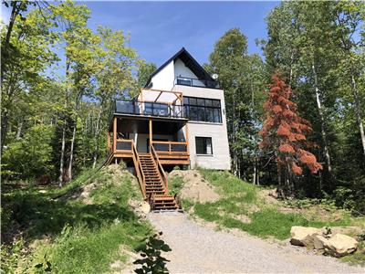 Iko-Luxueux chalet avec spa et vue sur le fleuve - quipe de gestion et d'entretien professionnelle