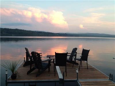 Lac Brome Lakefront Cottage