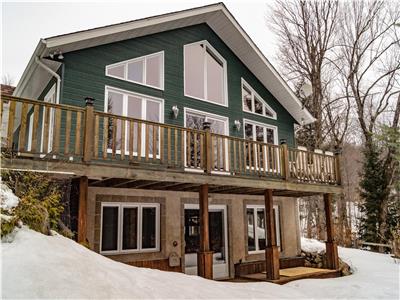 Chalet PURAVIDA sur bord du lac La Fantaisie, l'endroit idal pour relaxer!