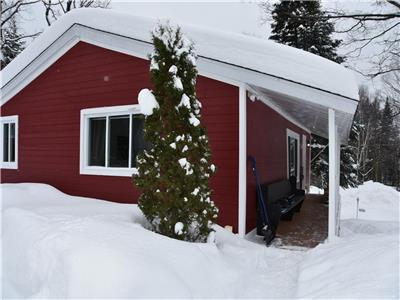 Lac Des Becs Scie Chalet in St-Sauveur