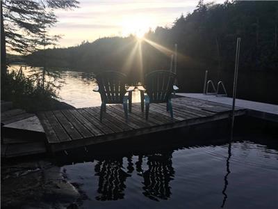 Bord de L'Eau prs de Morin Heights et St Sauveur- sans moteurs