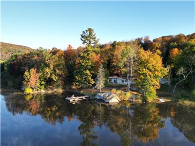 Lakefront/Bromont Skiing/water slides