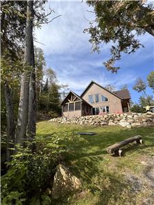 le chalet du coeur - Bord du lac Creux