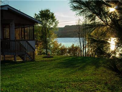 Le Camp du lac (Bord de l'eau)