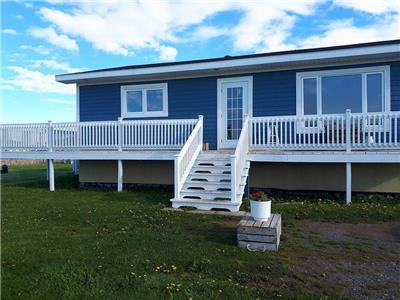 Courage House, Ocean view and Sunrise/ Sunset views