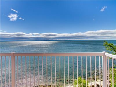 La Magie du Fleuve, find a small paradis on St-Lawrence shore at St- Simon, Charlevoix, Qc