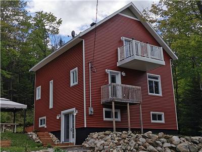 Bella Vista cabin - Chertsey - lake access - 4 rooms, 2 bathrooms, 10 people, SPA