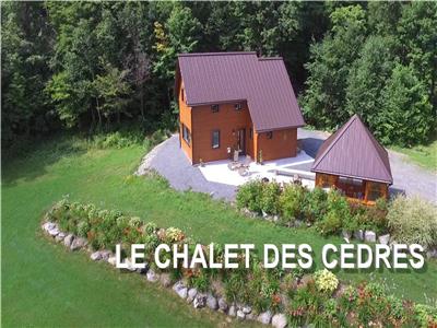 Offering one of the most beautiful views of the region, you will love the chalet des Cèdres