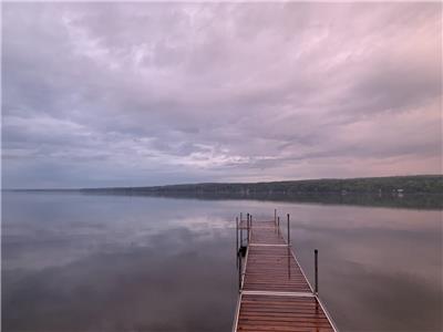 Amazing cottage, Magog Lake