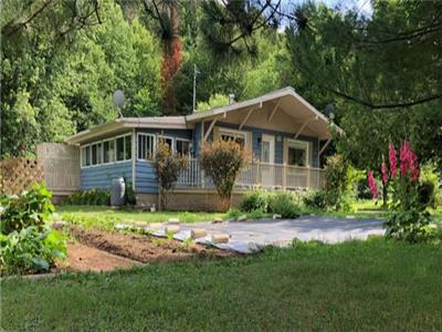 Le chalet bleu des cascades (Wifi haute vitesse) renovation complete